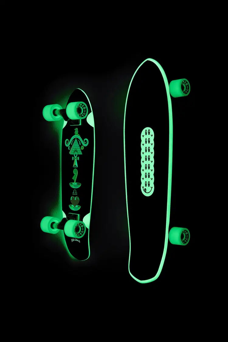 Globe Big Blazer 32" Hypnagoga Cruiser Skateboard