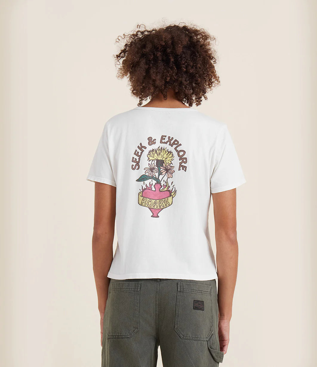 Roark W Heart Vase Everyday Tee - Mist