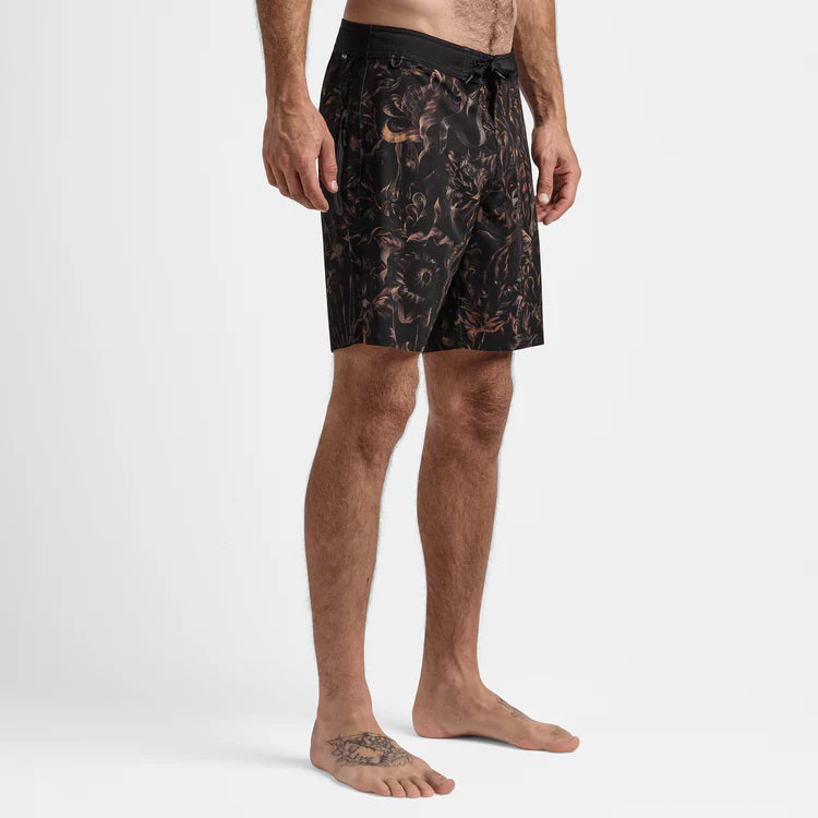 Roark Passage Primo 18" Nocturnal Black Boardshort