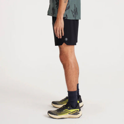 Roark 7" Serrano Black Shorts