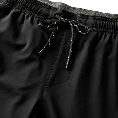 Roark 7" Serrano Black Shorts