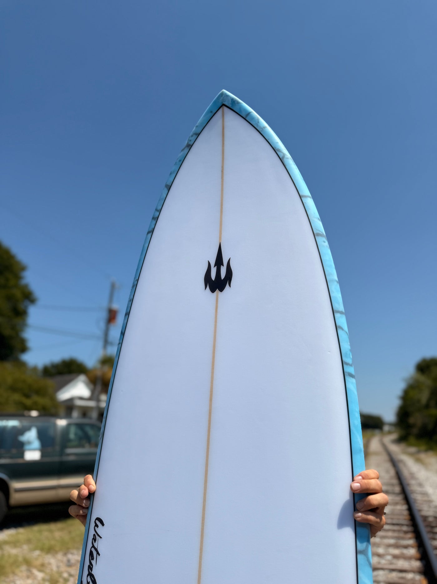 `WBZ 6'8" Hybrid Splatter Speed Mid Length Surfboard (Blue/ Black Hull)