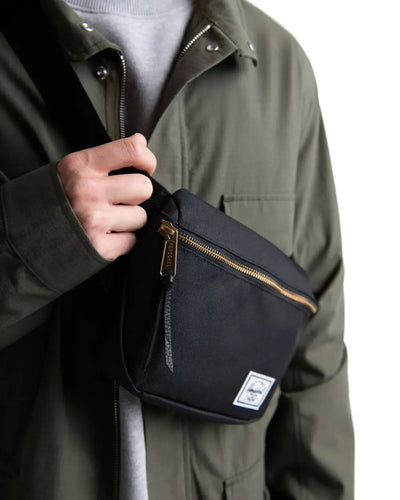 Herschel Fifteen Hip Pack Peacoat/Chicory Coffee