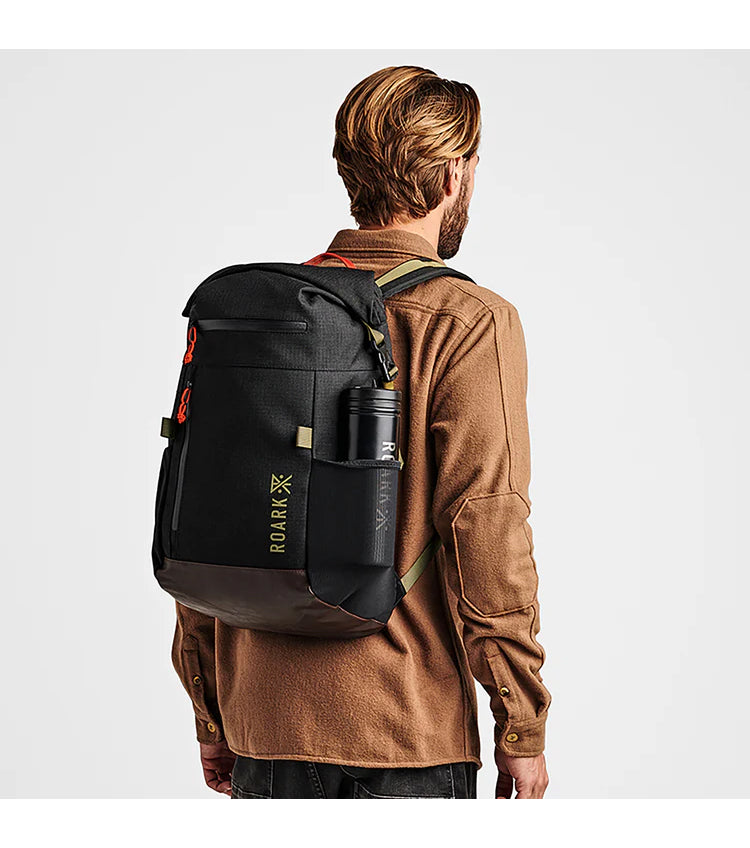 Roark Passenger 27L Pack Black/Military