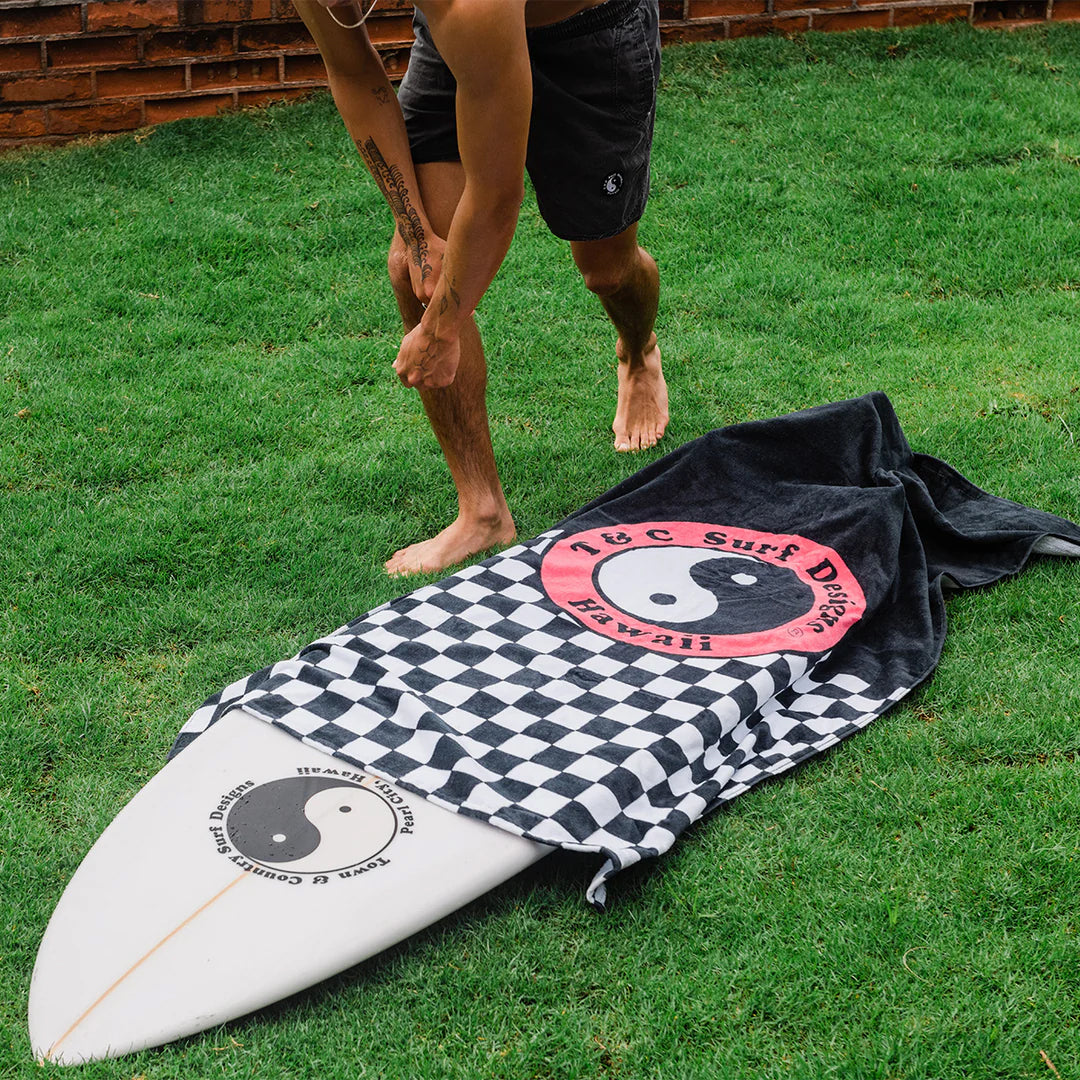 Slowtide Country Classic Black Towel