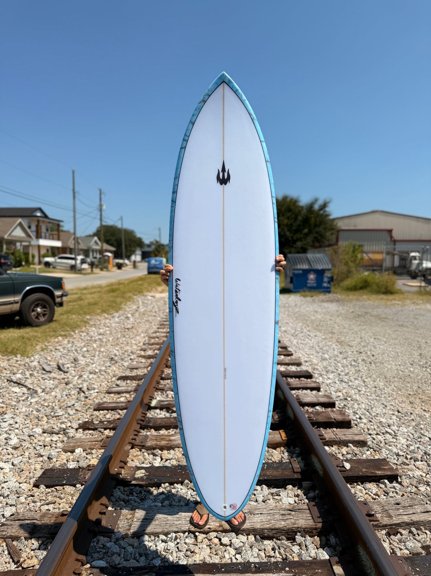 `WBZ 6'8" Hybrid Splatter Speed Mid Length Surfboard (Blue/ Black Hull)