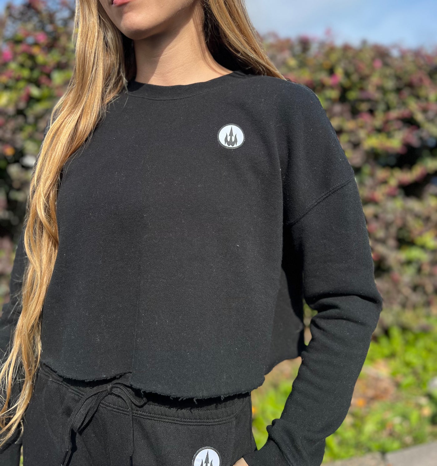 WBZ Indy Fleece Crop Top Sweatshirt Black