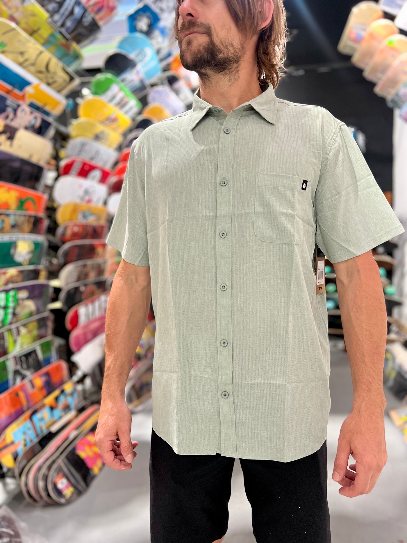 WBZ Horizon Woven Button Down - Eucalyptus