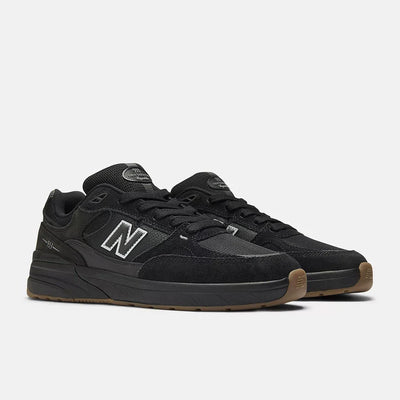New Balance Andrew Reynolds 933 Black/Black